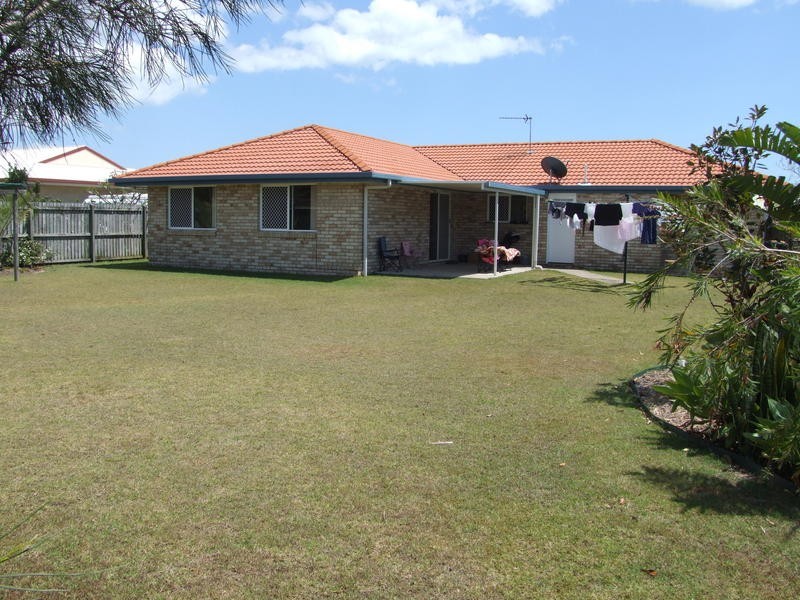 21 Abbey Crt, Kawungan QLD 4655