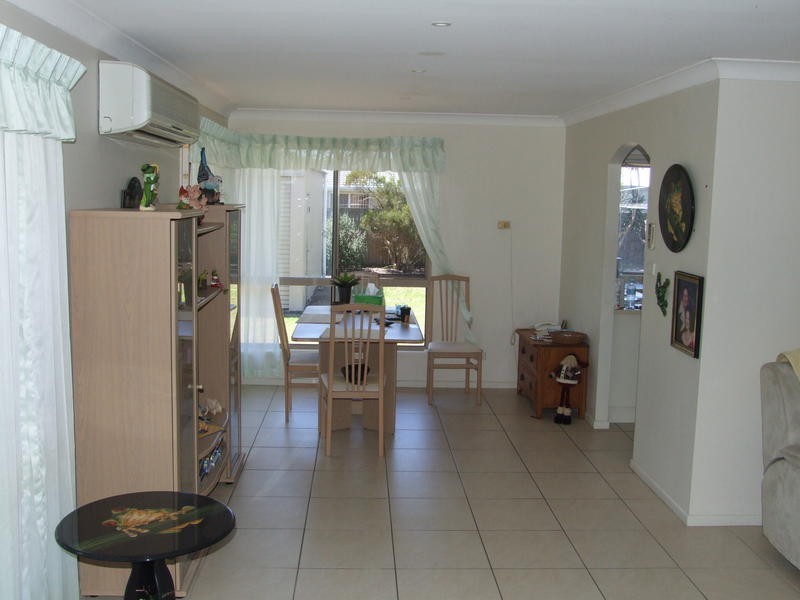 30 Bunker Ave, Urraween QLD 4655