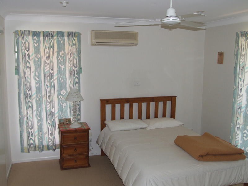 30 Bunker Ave, Urraween QLD 4655