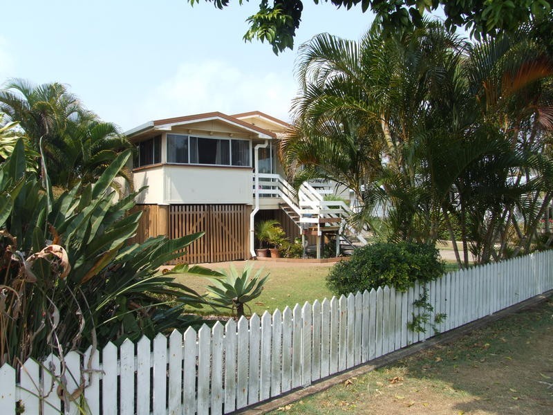 139 Cypress St, Torquay QLD 4655