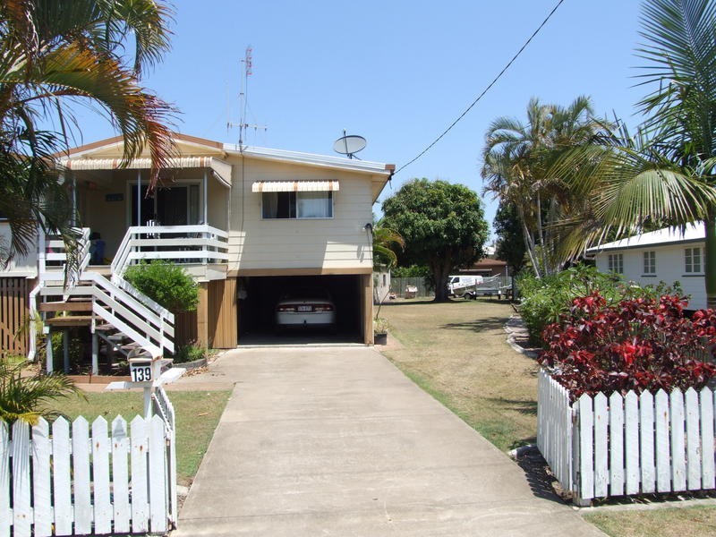 139 Cypress St, Torquay QLD 4655