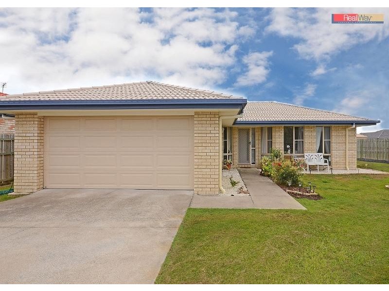 35 Bunya Ct, Eli Waters QLD 4655