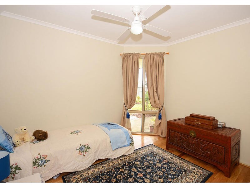 35 Bunya Ct, Eli Waters QLD 4655