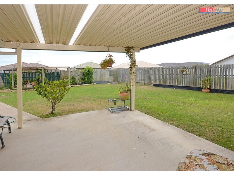 35 Bunya Ct, Eli Waters QLD 4655
