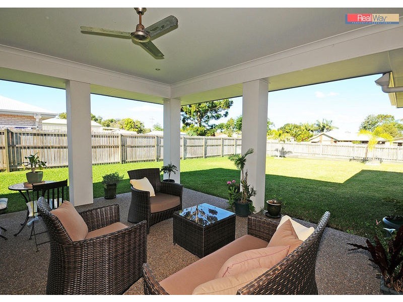 6 Montrose Cl, Point Vernon QLD 4655