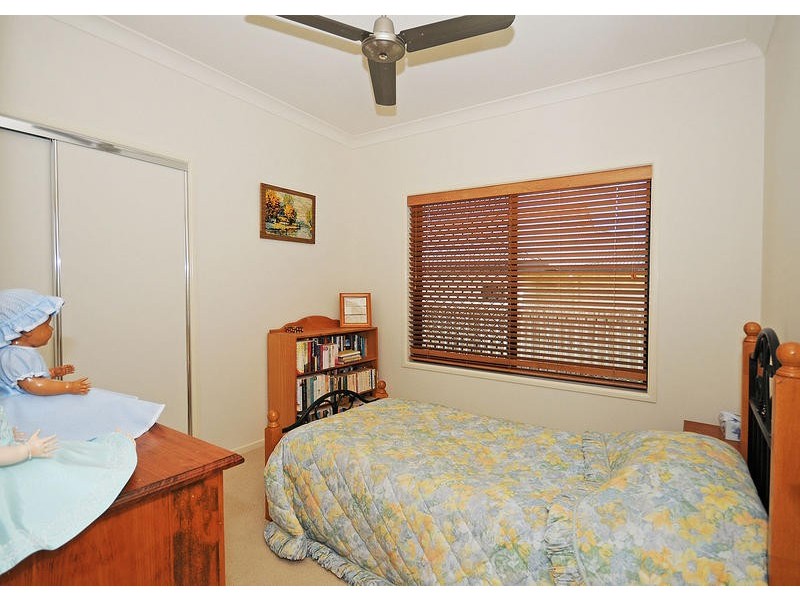 6 Montrose Cl, Point Vernon QLD 4655
