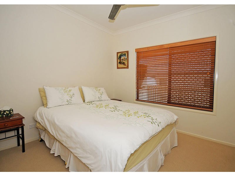 6 Montrose Cl, Point Vernon QLD 4655