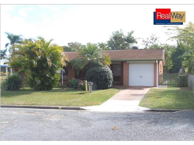 8 Maxwell St, Point Vernon QLD 4655