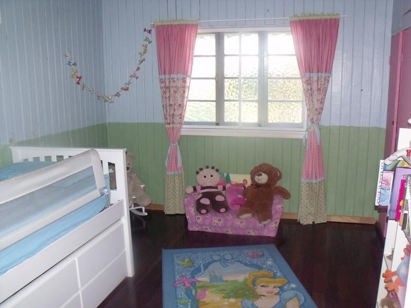 20 Churchill St, Urangan QLD 4655