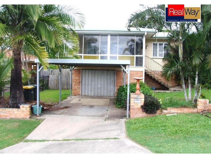 32 John St, Scarness QLD 4655