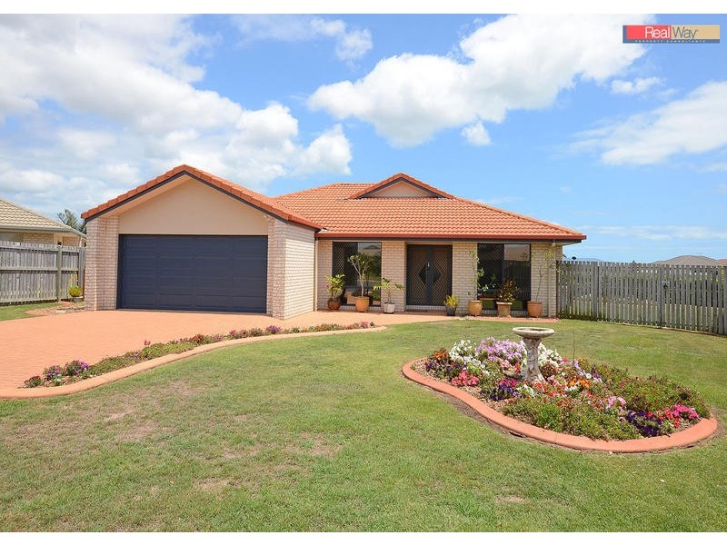 8 Kinross Crt, Kawungan QLD 4655