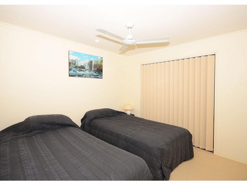 8 Kinross Crt, Kawungan QLD 4655