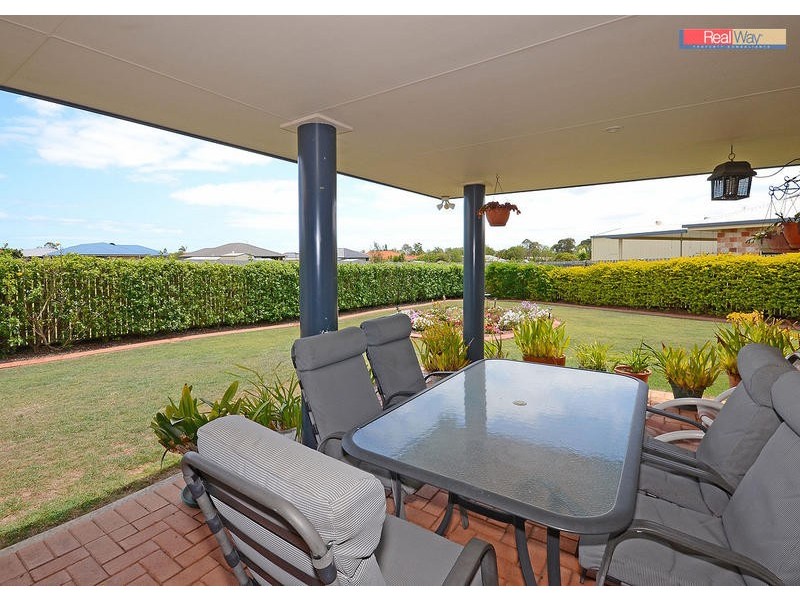 8 Kinross Crt, Kawungan QLD 4655