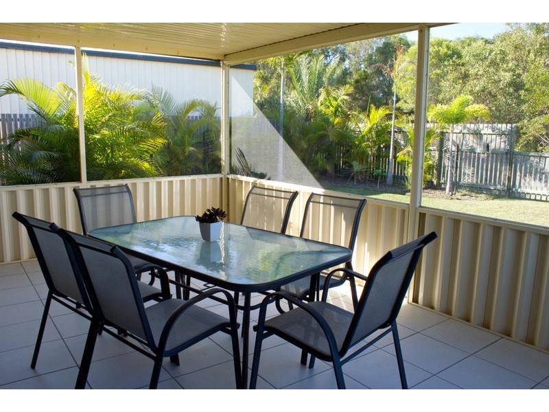 49 Yarrilee Cct, Dundowran QLD 4655