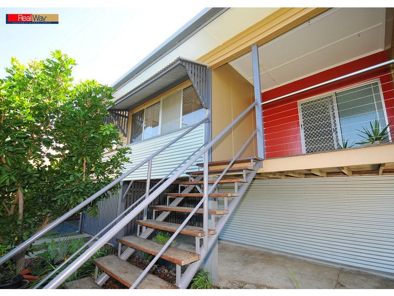 22 Truro St, Torquay QLD 4655