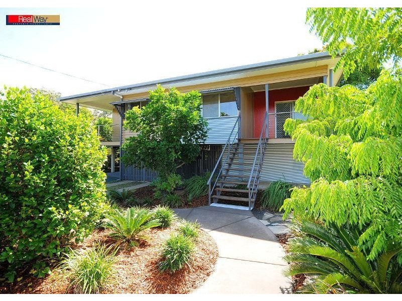 22 Truro St, Torquay QLD 4655