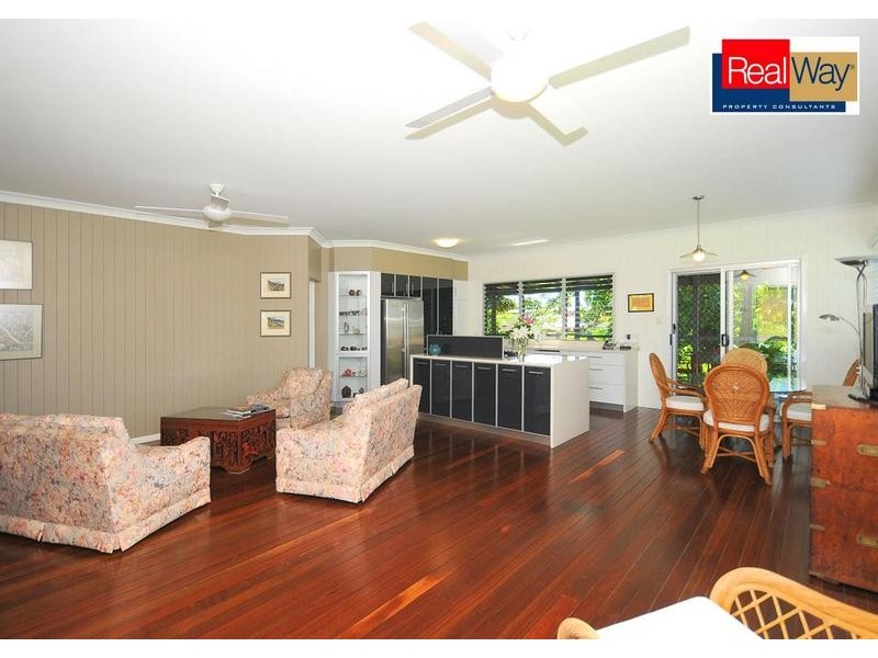 22 Truro St, Torquay QLD 4655