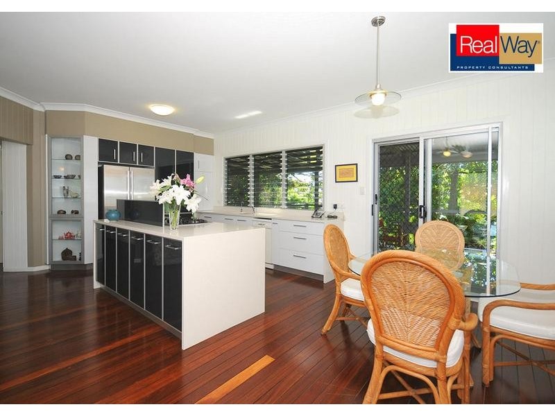 22 Truro St, Torquay QLD 4655