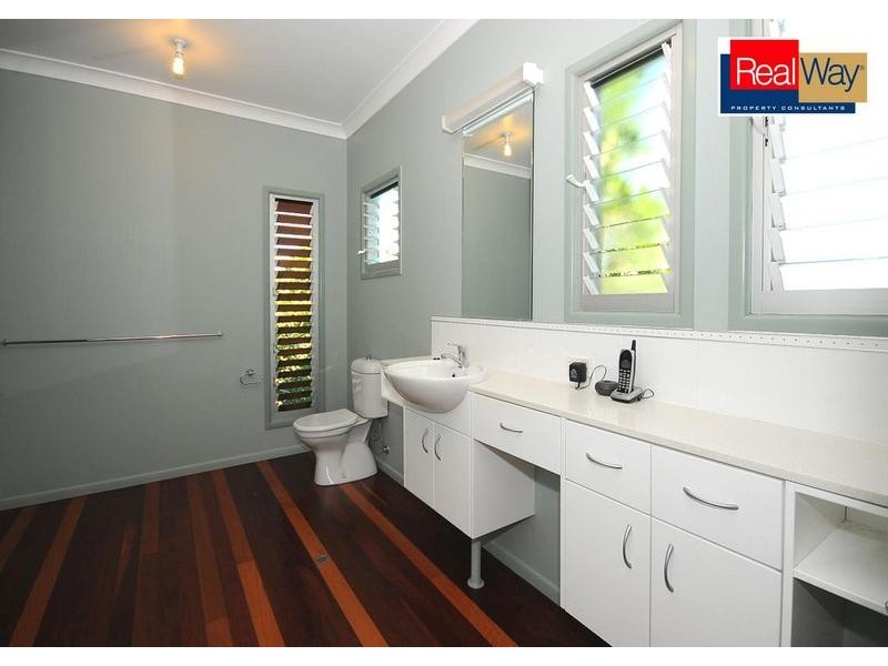 22 Truro St, Torquay QLD 4655
