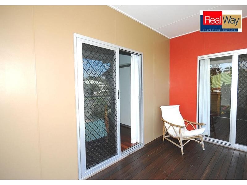 22 Truro St, Torquay QLD 4655