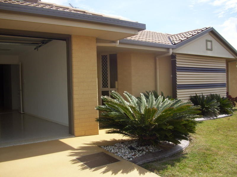 11 Endeavour Way, Eli Waters QLD 4655