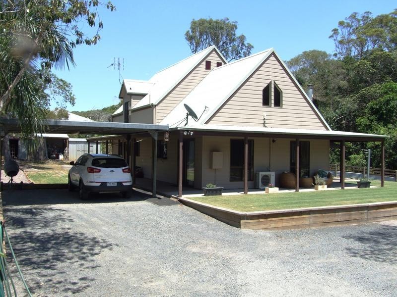 37 Beacon Rd, Booral QLD 4655