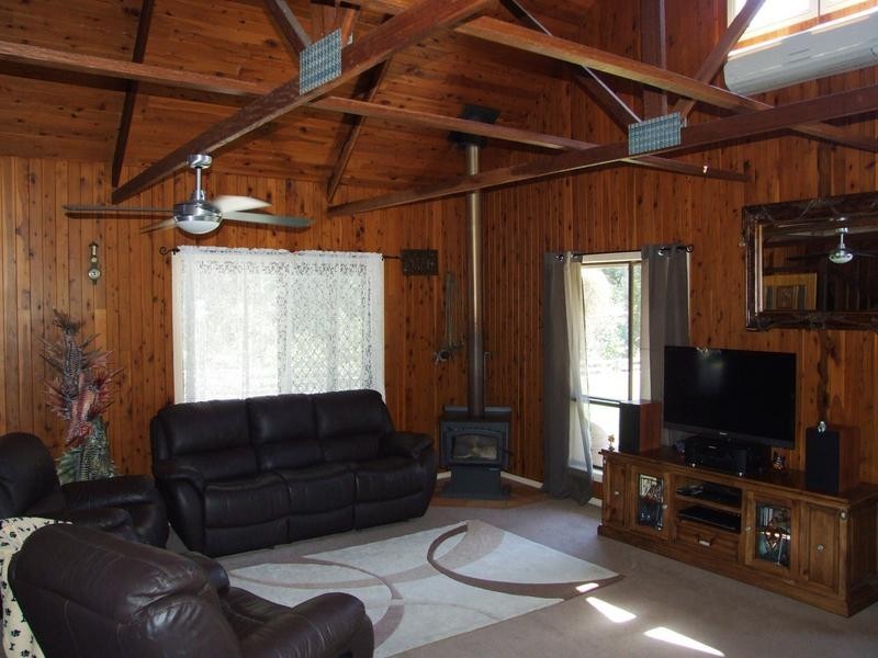 37 Beacon Rd, Booral QLD 4655