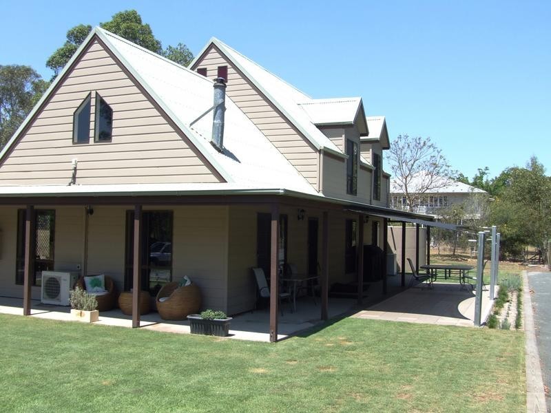 37 Beacon Rd, Booral QLD 4655