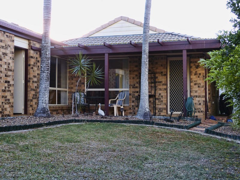 111 Bideford Street, Torquay QLD 4655