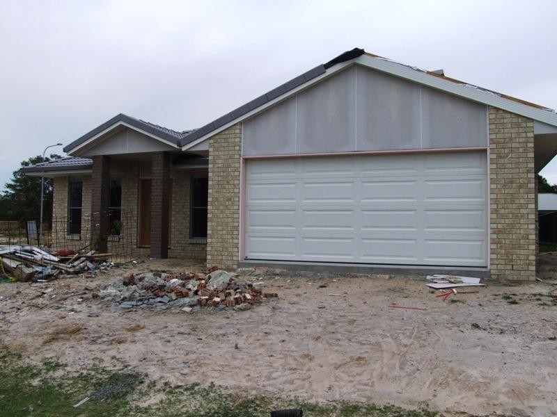 1 Taela Crt, Urangan QLD 4655