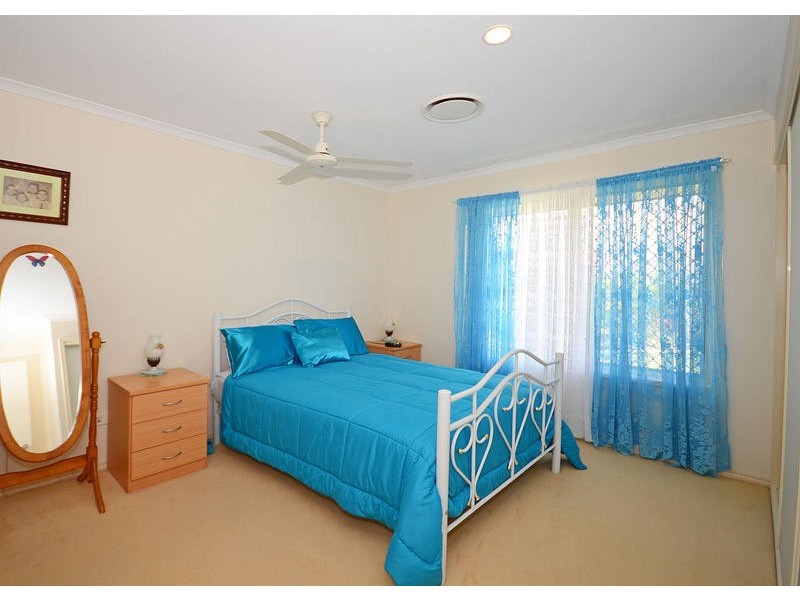 37 Bunya Crt, Eli Waters QLD 4655