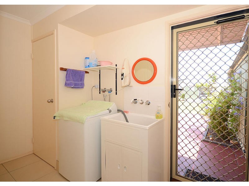 37 Bunya Crt, Eli Waters QLD 4655