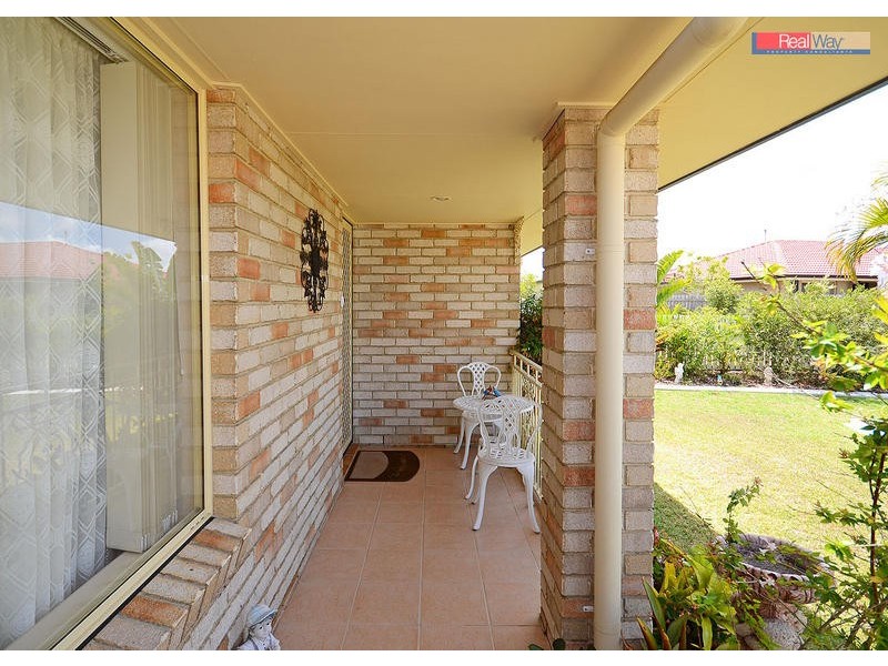 37 Bunya Crt, Eli Waters QLD 4655