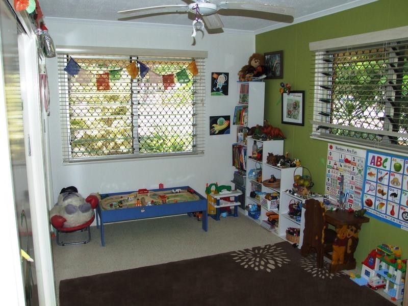 19 Truro St, Torquay QLD 4655
