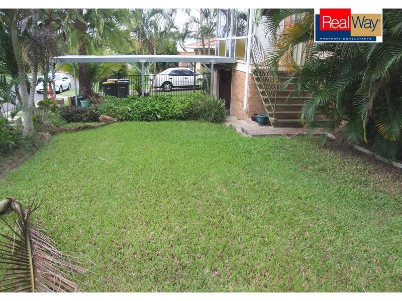 32 John Street, Scarness QLD 4655
