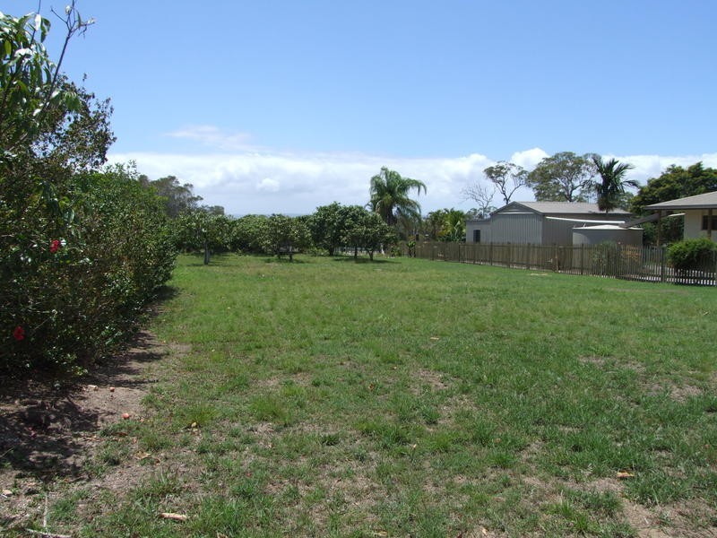 24 Beacon Rd, Booral QLD 4655