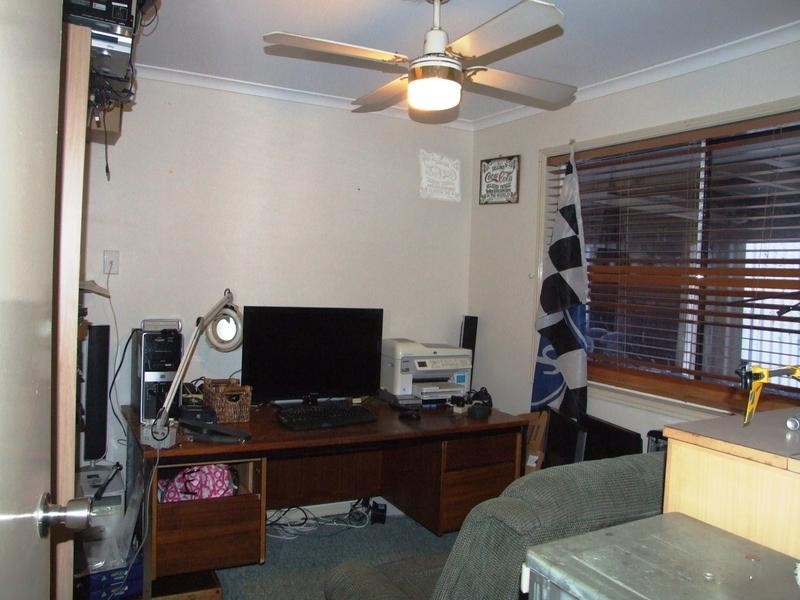 91 North St, Point Vernon QLD 4655