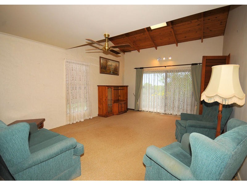 168 Christensen St, Urraween QLD 4655