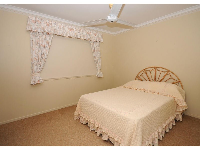 168 Christensen St, Urraween QLD 4655