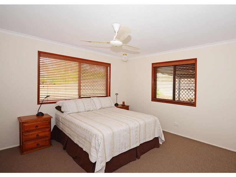 5 Andersen Ave, Urraween QLD 4655