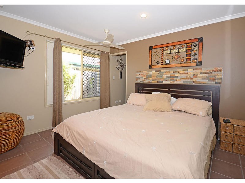 33 Bunya Court, Eli Waters QLD 4655