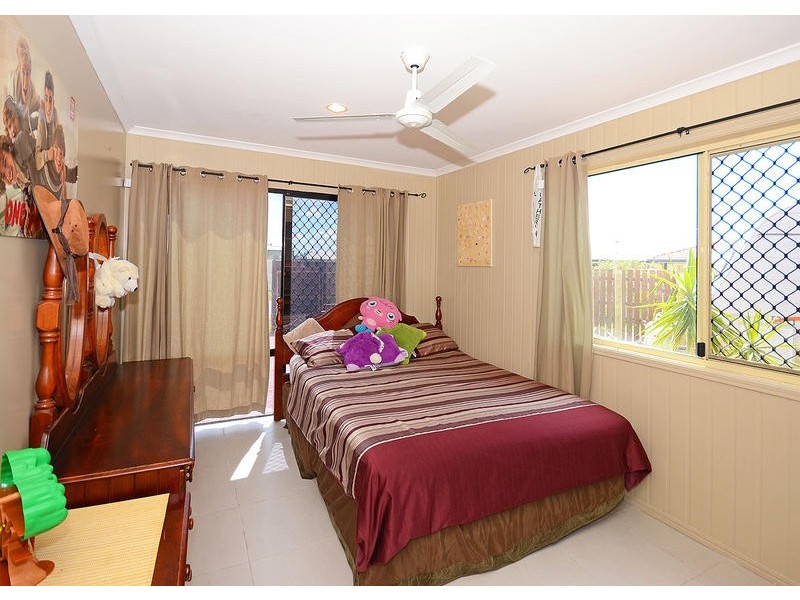 33 Bunya Court, Eli Waters QLD 4655