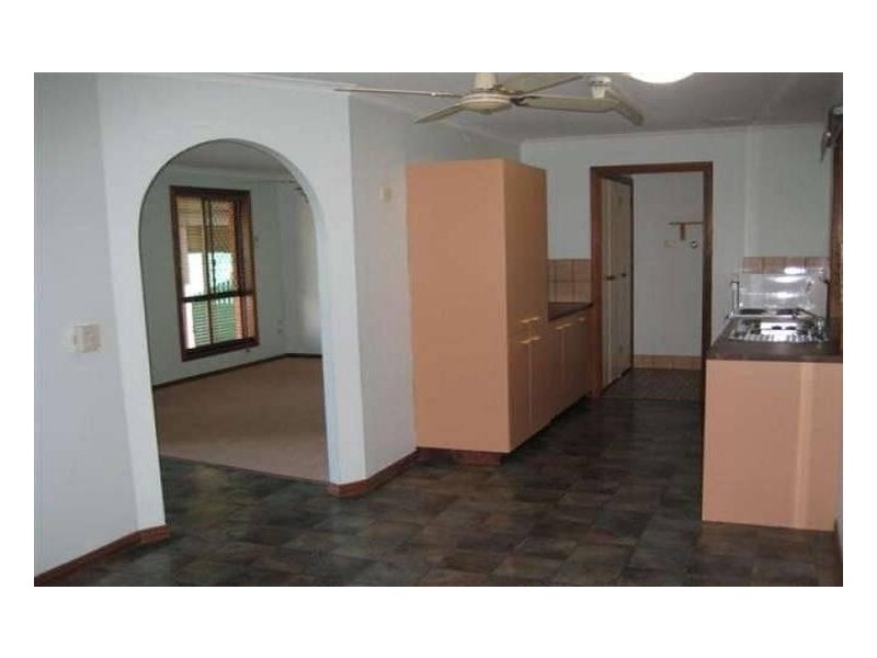 6 Nullor Street, Scarness QLD 4655