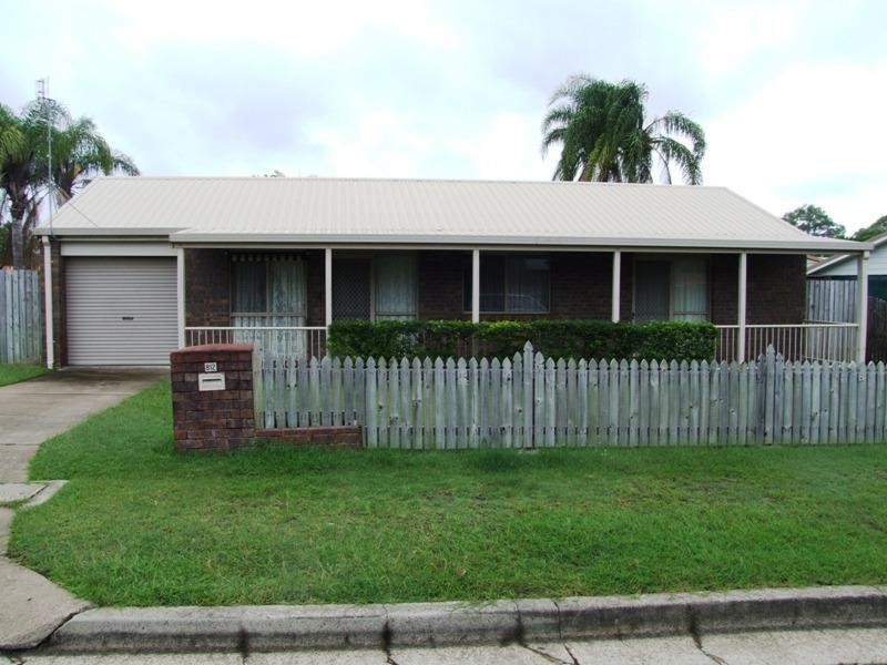 812 Boat Harbour Dr, Urangan QLD 4655