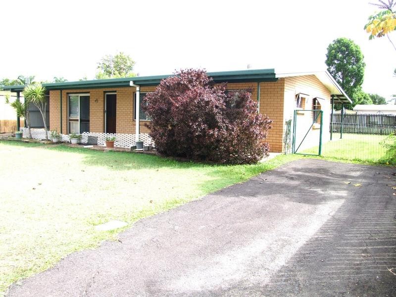 36 Colyton St, Torquay QLD 4655