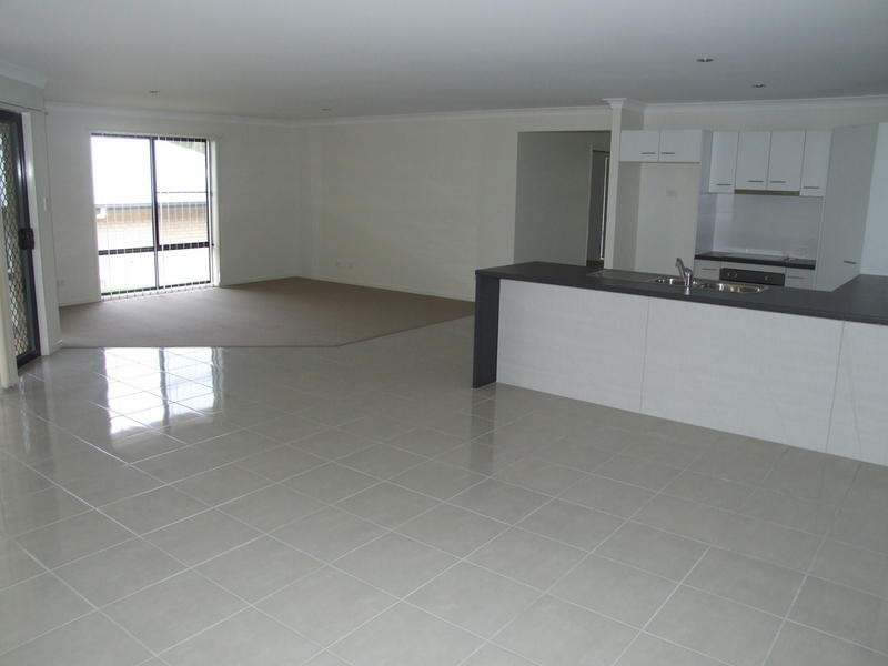 40 Morgan Circuit, Urraween QLD 4655