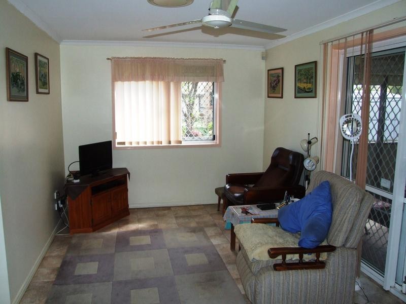 65 Banksia St, Point Vernon QLD 4655