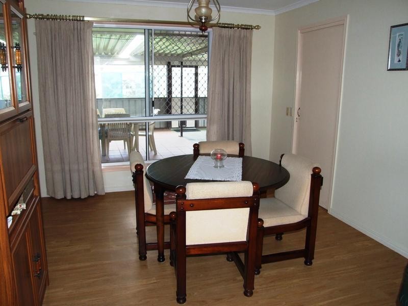 65 Banksia St, Point Vernon QLD 4655