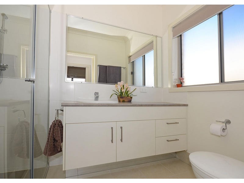 7 Lady Nelson Dr, Eli Waters QLD 4655