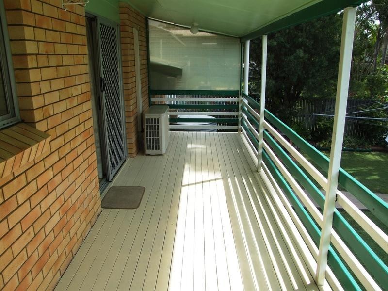 50 Hillcrest Ave, Scarness QLD 4655